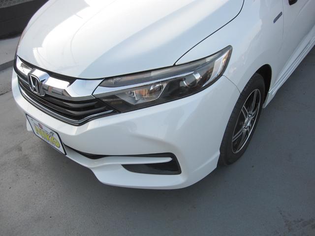 シャトル ハイブリッド　キーレス／スマートキー／プッシュスタート／アイドリングストップ／電動格納ドアミラー／インターナビ／ＣＤ／ＤＶＤ／Ｂｌｕｅｔｏｏｔｈ／ワンセグ／ＥＴＣ／ＥＣＯＮ／バックモニタ／フルフラット／社外ＡＷ（32枚目）