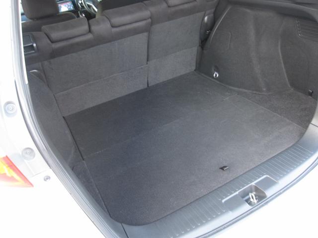 シャトル ハイブリッド　キーレス／スマートキー／プッシュスタート／アイドリングストップ／電動格納ドアミラー／インターナビ／ＣＤ／ＤＶＤ／Ｂｌｕｅｔｏｏｔｈ／ワンセグ／ＥＴＣ／ＥＣＯＮ／バックモニタ／フルフラット／社外ＡＷ（41枚目）