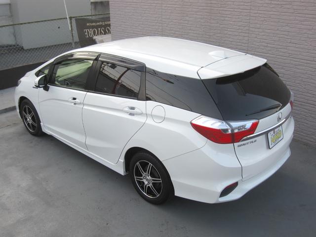 シャトル ハイブリッド　キーレス／スマートキー／プッシュスタート／アイドリングストップ／電動格納ドアミラー／インターナビ／ＣＤ／ＤＶＤ／Ｂｌｕｅｔｏｏｔｈ／ワンセグ／ＥＴＣ／ＥＣＯＮ／バックモニタ／フルフラット／社外ＡＷ（45枚目）