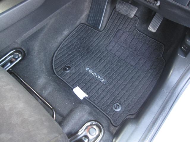 シャトル ハイブリッド　キーレス／スマートキー／プッシュスタート／アイドリングストップ／電動格納ドアミラー／インターナビ／ＣＤ／ＤＶＤ／Ｂｌｕｅｔｏｏｔｈ／ワンセグ／ＥＴＣ／ＥＣＯＮ／バックモニタ／フルフラット／社外ＡＷ（71枚目）