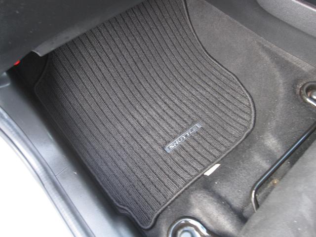 シャトル ハイブリッド　キーレス／スマートキー／プッシュスタート／アイドリングストップ／電動格納ドアミラー／インターナビ／ＣＤ／ＤＶＤ／Ｂｌｕｅｔｏｏｔｈ／ワンセグ／ＥＴＣ／ＥＣＯＮ／バックモニタ／フルフラット／社外ＡＷ（72枚目）