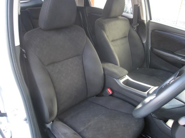 シャトル ハイブリッド　キーレス／スマートキー／プッシュスタート／アイドリングストップ／電動格納ドアミラー／インターナビ／ＣＤ／ＤＶＤ／Ｂｌｕｅｔｏｏｔｈ／ワンセグ／ＥＴＣ／ＥＣＯＮ／バックモニタ／フルフラット／社外ＡＷ（78枚目）