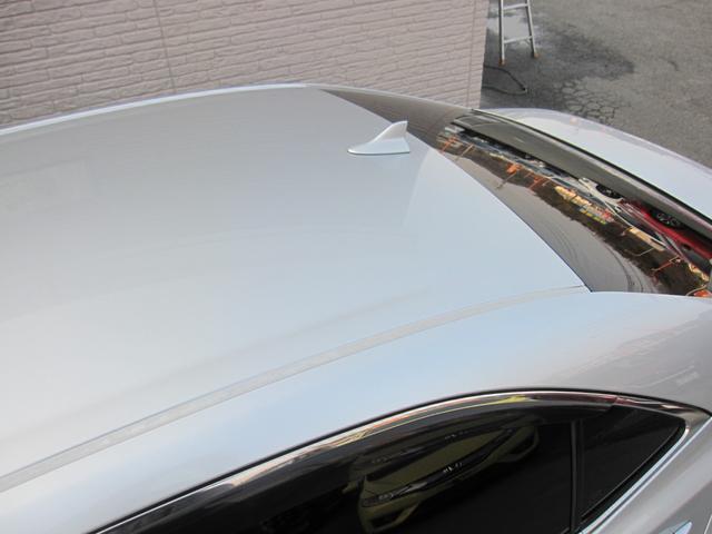 �ԑ̏㕔�i���[�t�j�����J�ɖ����ς݁I���Ă��≘�����菜���A�s�J�s�J�̎d�オ��ŁA�O�ς�����ɔ������Ȃ��Ă��܂���