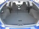 ラゲッジルーム（トランク）内も隅々まで清掃済み！砂やホコリも除去され、荷物も気持ちよく積める清潔な空間です♪