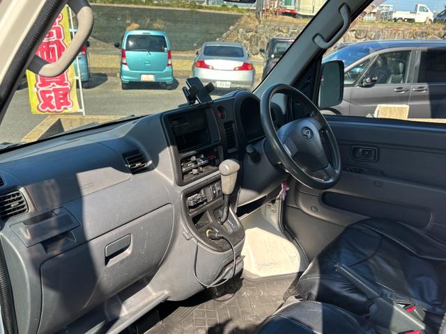 ハイゼットカーゴ DX ユーザー買取車 ETC 360度ドラレコ ラジオ 集中ドアロック スペアキー ハイルーフ エアコン パワステ パワーウィンドウ レベライザー 取説(23枚目)