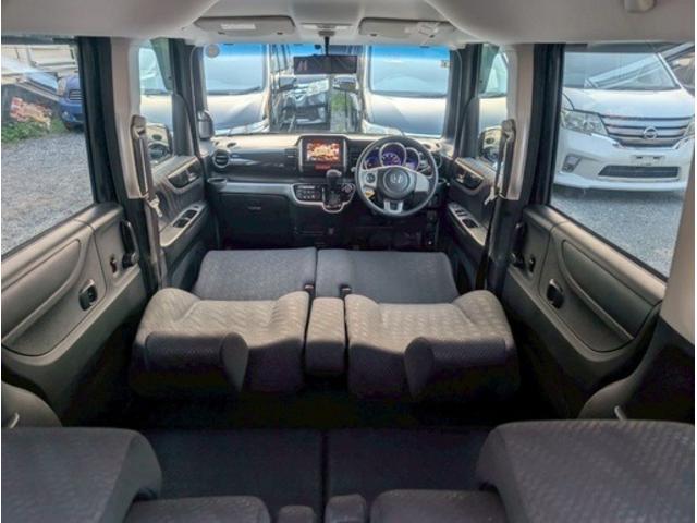 Ｎ－ＢＯＸカスタム Ｇ・Ｌパッケージ　ＳＤナビ　ステアリングスイッチ　ＤＶＤ　ＥＴＣ　バックカメラ　純正アルミ　電動スライドドア　スマートキー　プッシュスタート　フルオートエアコン　ドライブレコーダー（5枚目）