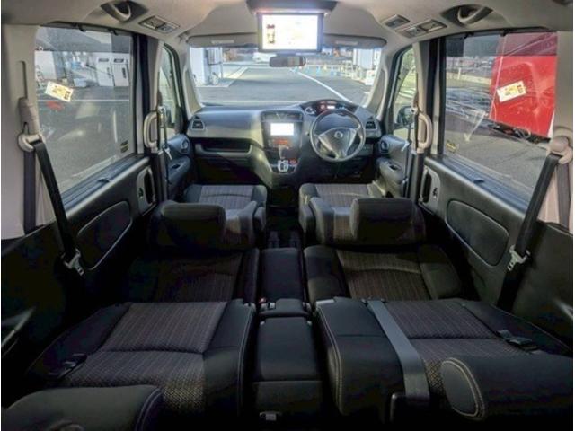 セレナ ハイウェイスター　Ｓ－ハイブリッド　集中ドアロック　Ｂｌｕｅｔｏｏｔｈ対応ナビ　ＤＶＤ　ＥＴＣ　バックカメラ　両側電動スライドドア　クルーズコントロール　ドライブレコーダー　日産純正アルミ（5枚目）