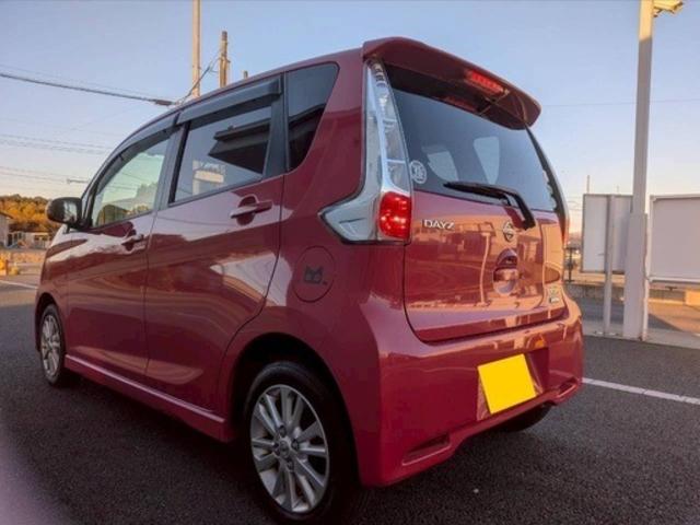 デイズ ハイウェイスター　Ｘ　ＳＤナビ　ＤＶＤ　ＥＴＣ　バックカメラ　アラウンドビューモニター　スマートキー　純正アルミ　プッシュスタート　ドライブレコーダー　フルオートエアコン（4枚目）