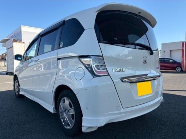 フリードハイブリッド ハイブリッド　Ｂｌｕｅｔｏｏｔｈ対応ナビ　ＤＶＤ　ＥＴＣ　バックカメラ　ドライブレコーダー　タイミングチェーン式エンジン（3枚目）