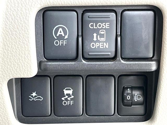 X 禁煙車 衝突軽減装置 CDデッキ 電動スライド HIDヘッドライトライト ETC プッシュスタート インテリジェントスマートキー アイドリングストップ オートエアコン 純正14インチAW(7枚目)