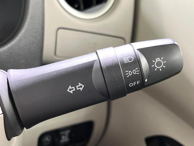 X 禁煙車 衝突軽減装置 CDデッキ 電動スライド HIDヘッドライトライト ETC プッシュスタート インテリジェントスマートキー アイドリングストップ オートエアコン 純正14インチAW(35枚目)