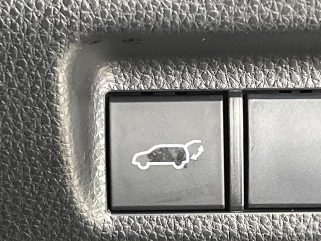 アドベンチャー 禁煙車 衝突軽減装置 バックカメラ オートマチックハイビーム レーダークルーズコントロール LEDヘッドライト クリアランスソナー 純正19インチアルミホイール ハーフレザーシート ETC(7枚目)