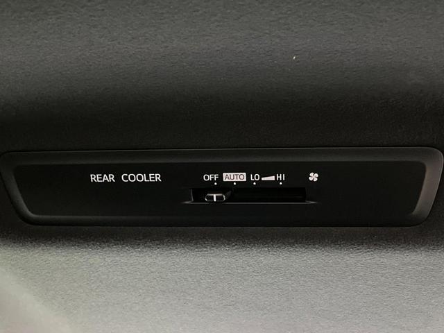 ヴォクシー ＺＳ　禁煙　衝突軽減装置　純正９型ナビ　両側電動スライド　Ｂｌｕｅｔｏｏｔｈ再生　フルセグＴＶ　ＥＴＣ　ＬＥＤヘッドライト　スマートキー　クルーズコントロール　ドライブレコーダー　７人乗り　踏み間違い防止（38枚目）