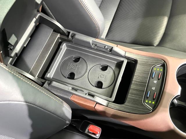 ハリアーハイブリッド Ｚ　レザーパッケージ　禁煙車　衝突軽減装置　トヨタ１２．３型ディスプレイオーディオ　アラウンドビューモニター　ＪＢＬサウンドシステム　レーダークルーズコントロール　Ｂｌｕｅｔｏｏｔｈ再生　ＥＴＣ２．０　シートヒーター（38枚目）