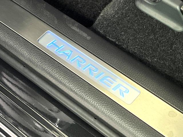 ハリアーハイブリッド Ｚ　レザーパッケージ　禁煙車　衝突軽減装置　トヨタ１２．３型ディスプレイオーディオ　アラウンドビューモニター　ＪＢＬサウンドシステム　レーダークルーズコントロール　Ｂｌｕｅｔｏｏｔｈ再生　ＥＴＣ２．０　シートヒーター（71枚目）