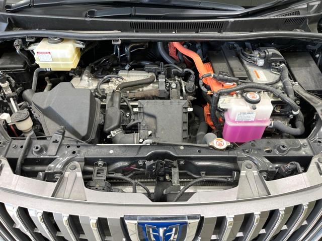 エスクァイア ハイブリッドＧｉ　両側電動ドア　純正９インチナビ　後席モニター　バックカメラ　衝突被害軽減システム　禁煙車　ハーフレザーシート　ドラレコ　コーナーセンサー　スマートキー　ＬＥＤヘッド　ビルトインＥＴＣ　クルコン（19枚目）