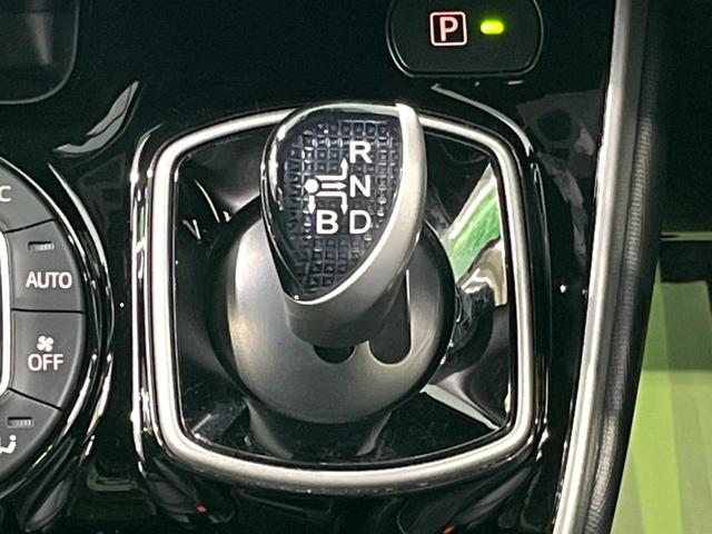 エスクァイア ハイブリッドＧｉ　両側電動ドア　純正９インチナビ　後席モニター　バックカメラ　衝突被害軽減システム　禁煙車　ハーフレザーシート　ドラレコ　コーナーセンサー　スマートキー　ＬＥＤヘッド　ビルトインＥＴＣ　クルコン（39枚目）
