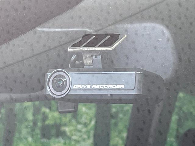 セレナ ハイウェイスター　Ｓ－ハイブリッド　純正８インチナビ　衝突軽減　両側電動　フルセグ　Ｂｌｕｅｔｏｏｔｈ　ＬＥＤヘッド　ＥＴＣ　ドラレコ　オートエアコン　スマートキー　電動格納ミラー（6枚目）