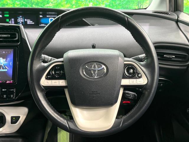 プリウス Ｓ　９インチナビ　バックカメラ　ＥＴＣ　衝突軽減　レーダークルーズ　ＬＥＤヘッド　ドラレコ　フルセグ　Ｂｌｕｅｔｏｏｔｈ　オートエアコン　スマートキー（12枚目）