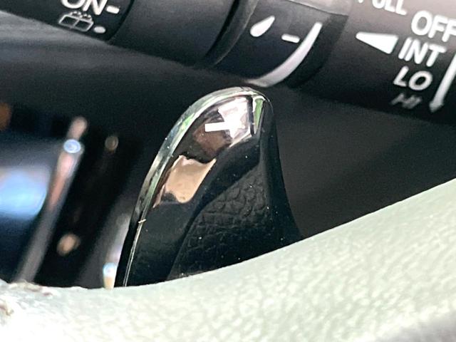 ヴェゼル ハイブリッドＸ　純正ナビ　バックカメラ　衝突軽減　ＥＴＣ　フルセグ　ＬＥＤヘッド　クルーズコントロール　電子パーキング　オートエアコン　電動格納ミラー（49枚目）