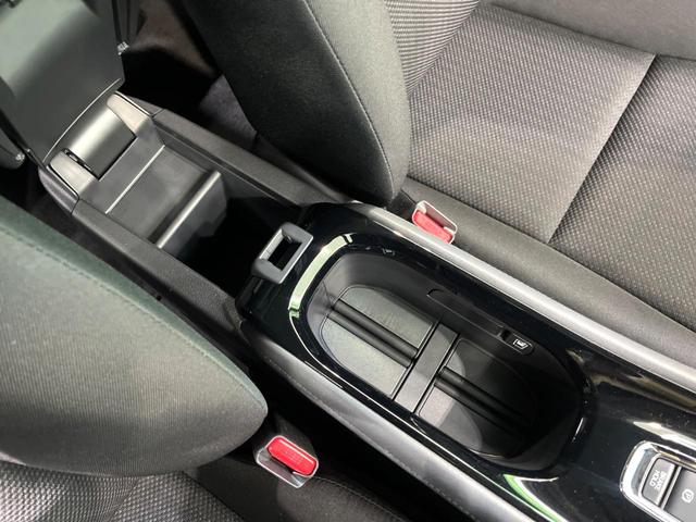 ヴェゼル ハイブリッドＸ　純正ナビ　バックカメラ　衝突軽減　ＥＴＣ　フルセグ　ＬＥＤヘッド　クルーズコントロール　電子パーキング　オートエアコン　電動格納ミラー（53枚目）