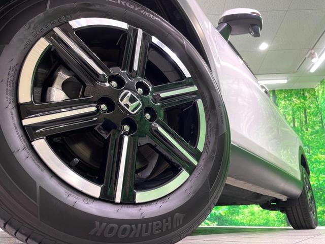 ヴェゼル ｅ：ＨＥＶ　Ｘ　ナビ　バックカメラ　衝突軽減　ＥＴＣ　ＬＥＤヘッド　レーダークルーズ　コーナーセンサー　電子パーキング　オートホールド　オートエアコン　スマートキー（14枚目）