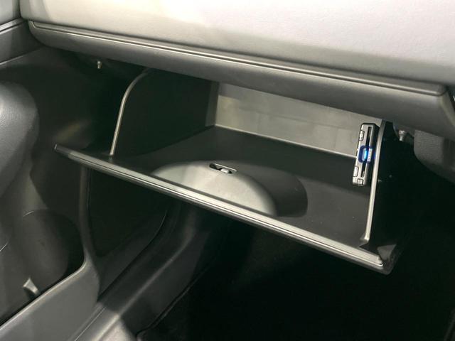 ヴェゼル ｅ：ＨＥＶ　Ｘ　ナビ　バックカメラ　衝突軽減　ＥＴＣ　ＬＥＤヘッド　レーダークルーズ　コーナーセンサー　電子パーキング　オートホールド　オートエアコン　スマートキー（42枚目）
