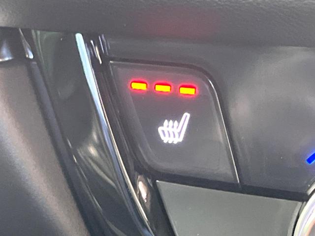 ヴェゼル ｅ：ＨＥＶ　Ｚ　登録済未使用車　純正９インチナビ　ＥＴＣ　ＬＥＤヘッド　レーダークルーズ　置くだけ充電　パワーバックドア　ホンダセンシング　電子パーキング　オートホールド（8枚目）