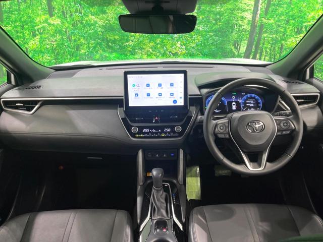 カローラクロス ハイブリッド　Ｚ　純正１０インチＤＡ　フルセグ　バックカメラ　ＢＳＭ　ルーフレール　パワーバックドア　ＥＴＣ　シートヒーター　Ｂｌｕｅｔｏｏｔｈ　ＬＥＤヘッド　オートエアコン　電子パーキング（2枚目）
