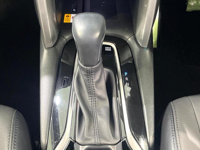 カローラクロス ハイブリッド　Ｚ　純正１０インチＤＡ　フルセグ　バックカメラ　ＢＳＭ　ルーフレール　パワーバックドア　ＥＴＣ　シートヒーター　Ｂｌｕｅｔｏｏｔｈ　ＬＥＤヘッド　オートエアコン　電子パーキング（36枚目）