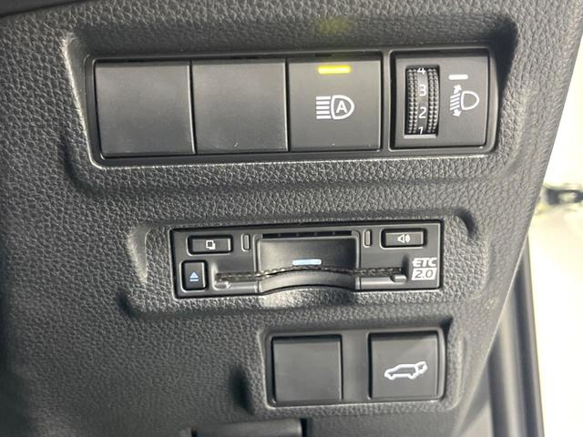 カローラクロス ハイブリッド　Ｚ　純正１０インチＤＡ　フルセグ　バックカメラ　ＢＳＭ　ルーフレール　パワーバックドア　ＥＴＣ　シートヒーター　Ｂｌｕｅｔｏｏｔｈ　ＬＥＤヘッド　オートエアコン　電子パーキング（54枚目）