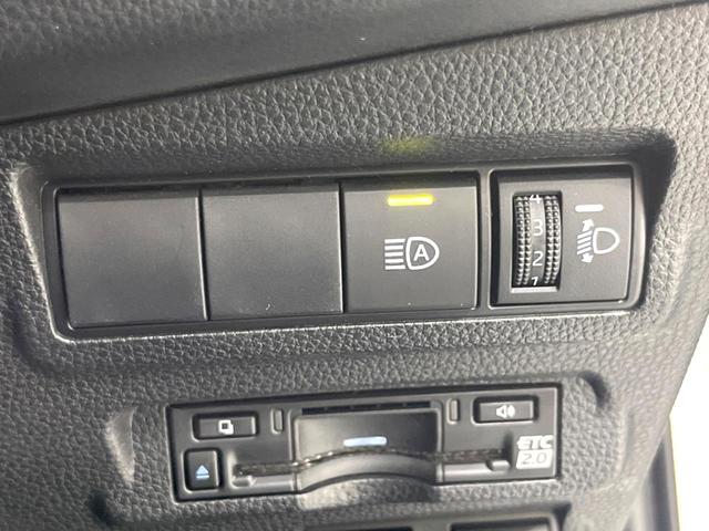 カローラクロス ハイブリッド　Ｚ　純正１０インチＤＡ　フルセグ　バックカメラ　ＢＳＭ　ルーフレール　パワーバックドア　ＥＴＣ　シートヒーター　Ｂｌｕｅｔｏｏｔｈ　ＬＥＤヘッド　オートエアコン　電子パーキング（55枚目）