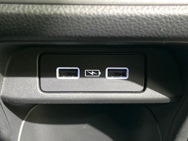 ヴェゼル ｅ：ＨＥＶ　Ｚ　純正９インチナビ　バックカメラ　パワーバックドア　フルセグ　Ｂｌｕｅｔｏｏｔｈ　レーダークルーズ　衝突軽減　ＬＥＤヘッド　ＥＴＣ　コーナーセンサー　ハーフレザーシート（43枚目）