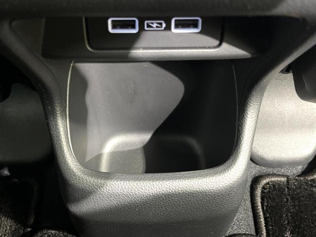 ヴェゼル ｅ：ＨＥＶ　Ｚ　純正９インチナビ　バックカメラ　パワーバックドア　フルセグ　Ｂｌｕｅｔｏｏｔｈ　レーダークルーズ　衝突軽減　ＬＥＤヘッド　ＥＴＣ　コーナーセンサー　ハーフレザーシート（44枚目）
