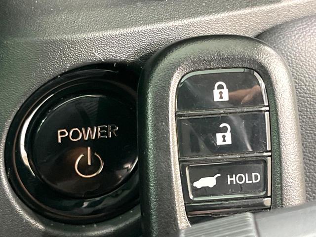 ヴェゼル ｅ：ＨＥＶ　Ｚ　純正９インチナビ　バックカメラ　パワーバックドア　フルセグ　Ｂｌｕｅｔｏｏｔｈ　レーダークルーズ　衝突軽減　ＬＥＤヘッド　ＥＴＣ　コーナーセンサー　ハーフレザーシート（61枚目）