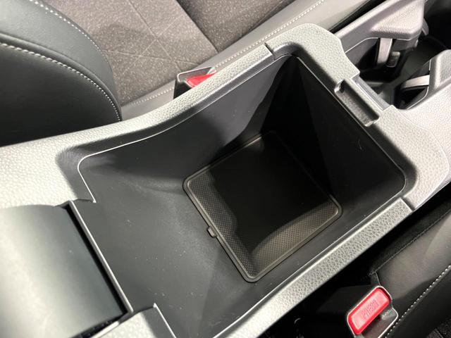 ヴェゼル ｅ：ＨＥＶ　Ｚ　純正９インチナビ　バックカメラ　ハーフレザーシート　ＢＳＭ　レーダークルーズ　パワーバックドア　クリアランスソナーＥＴＣ　衝突軽減　寒冷地仕様　シートヒーター　パワーバックドア（64枚目）