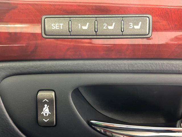 ＬＳ ＬＳ６００ｈ　バージョンＵ　Ｉパッケージ　４ＷＤ　サンルーフ　純正ナビ　黒革　バックカメラ　ＥＴＣ　ＬＥＤヘッド　パワーシート　クルーズコントロール　フルセグ　Ｂｌｕｅｔｏｏｔｈ　コーナーセンサー　ステアリングヒーター　シートメ（56枚目）