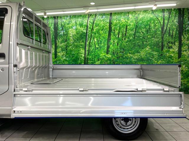 キャリイトラック ＫＣエアコン・パワステ　４ＷＤ　ＭＴ車　オーディオ　ドアバイザー　スペアタイヤ　エアコン（27枚目）