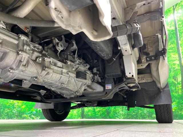 キャリイトラック ＫＣエアコン・パワステ　４ＷＤ　ＭＴ車　オーディオ　ドアバイザー　スペアタイヤ　エアコン（33枚目）