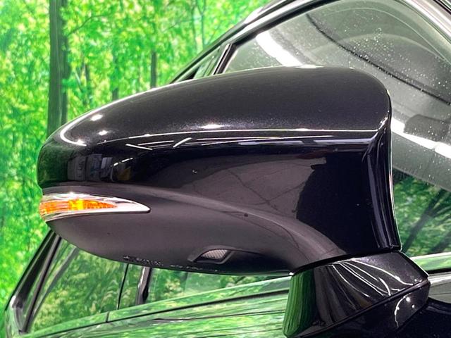 ＩＳ ＩＳ３００ｈ　バージョンＬ　純正ナビ　黒革　衝突軽減　ＥＴＣ　バックカメラ　ＬＥＤヘッド　レーダークルーズ　フルセグ　Ｂｌｕｅｔｏｏｔｈ　パワーシート　ＢＳＭ　ステアリングヒーター　シートベンチレーション　サン（26枚目）