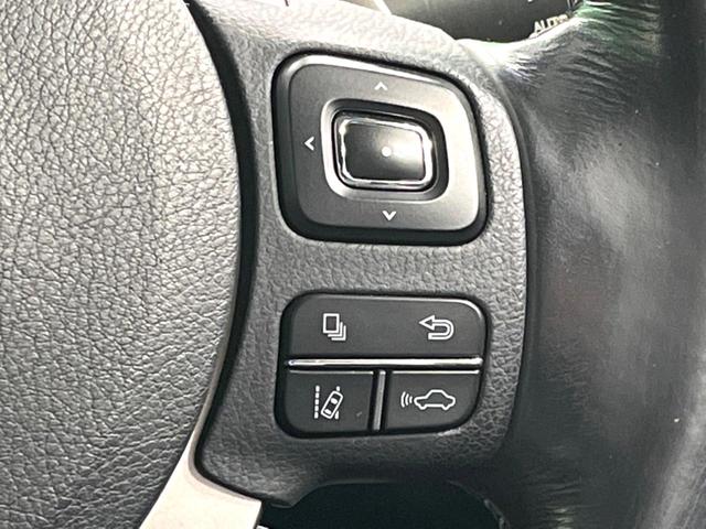 ＩＳ ＩＳ３００ｈ　バージョンＬ　純正ナビ　黒革　衝突軽減　ＥＴＣ　バックカメラ　ＬＥＤヘッド　レーダークルーズ　フルセグ　Ｂｌｕｅｔｏｏｔｈ　パワーシート　ＢＳＭ　ステアリングヒーター　シートベンチレーション　サン（45枚目）