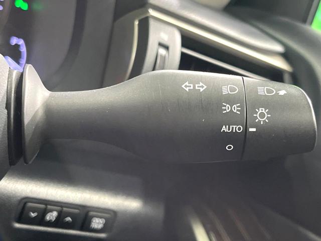 ＩＳ ＩＳ３００ｈ　バージョンＬ　純正ナビ　黒革　衝突軽減　ＥＴＣ　バックカメラ　ＬＥＤヘッド　レーダークルーズ　フルセグ　Ｂｌｕｅｔｏｏｔｈ　パワーシート　ＢＳＭ　ステアリングヒーター　シートベンチレーション　サン（47枚目）