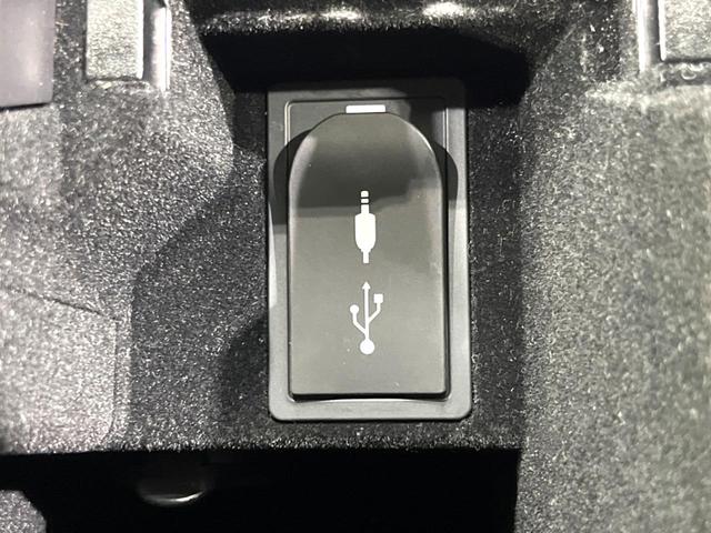 ＩＳ ＩＳ３００ｈ　バージョンＬ　純正ナビ　黒革　衝突軽減　ＥＴＣ　バックカメラ　ＬＥＤヘッド　レーダークルーズ　フルセグ　Ｂｌｕｅｔｏｏｔｈ　パワーシート　ＢＳＭ　ステアリングヒーター　シートベンチレーション　サン（55枚目）