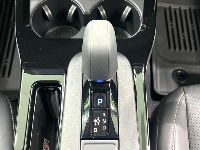 プリウス Ｚ　モデリスタエアロ　サンルーフ　純正１２インチナビ　全周囲カメラ　ＢＳＭ　シートベンチレーション　パワーシート　衝突軽減（54枚目）