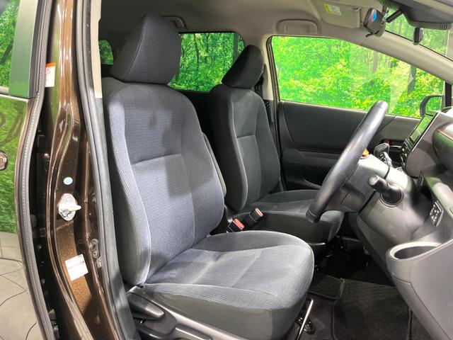 シエンタ ハイブリッドＧ　純正ナビ　両側電動　衝突軽減　ドラレコ　ＥＴＣ　バックカメラ　シートヒーター　ＬＥＤヘッド　フルセグ　Ｂｌｕｅｔｏｏｔｈ　オートエアコン　スマートキー（8枚目）