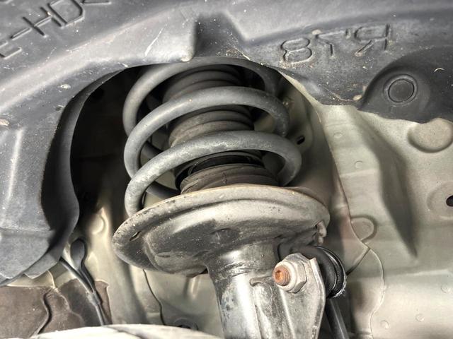 シエンタ ハイブリッドＧ　純正ナビ　両側電動　衝突軽減　ドラレコ　ＥＴＣ　バックカメラ　シートヒーター　ＬＥＤヘッド　フルセグ　Ｂｌｕｅｔｏｏｔｈ　オートエアコン　スマートキー（20枚目）