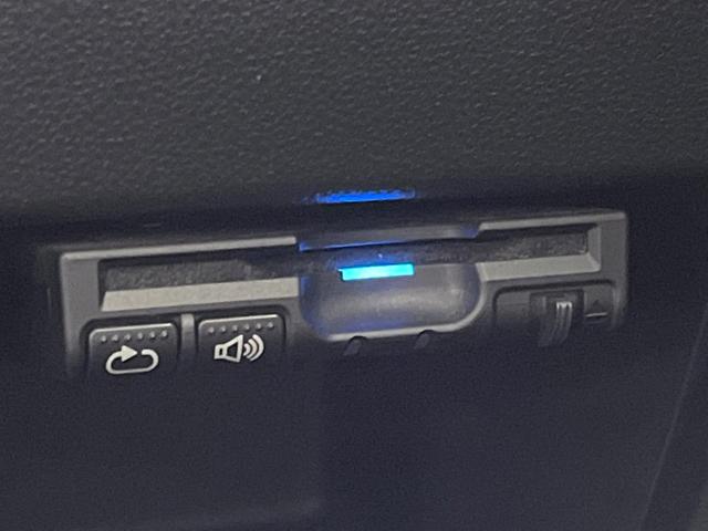 ムーヴキャンバス Ｇメイクアップ　ＳＡＩＩ　ツートンカラー　ナビ　バックカメラ　両側電動スライド　衝突軽減　ＬＥＤヘッド　ＥＴＣ　スマートキー　アイドリングストップ　オートライト　オートエアコン（6枚目）