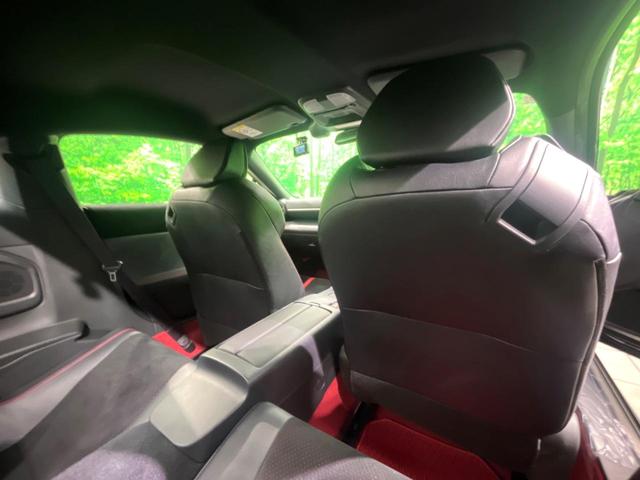 ＧＲ８６ ＲＺ　ＭＴ車　９型ＤＡ　ブレンボキャリパー　バックカメラ　衝突被害軽減システム　レーダークルーズ　禁煙車　ハーフレザーシート　コーナーセンサー　スマートキー　ＬＥＤヘッド　車線逸脱警報（28枚目）