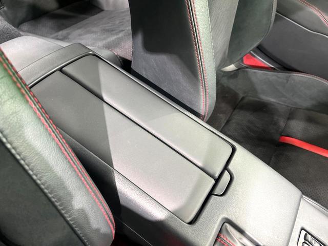 ＧＲ８６ ＲＺ　ＭＴ車　９型ＤＡ　ブレンボキャリパー　バックカメラ　衝突被害軽減システム　レーダークルーズ　禁煙車　ハーフレザーシート　コーナーセンサー　スマートキー　ＬＥＤヘッド　車線逸脱警報（38枚目）