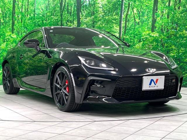 ＧＲ８６ ＲＺ　ＭＴ車　９型ＤＡ　ブレンボキャリパー　バックカメラ　衝突被害軽減システム　レーダークルーズ　禁煙車　ハーフレザーシート　コーナーセンサー　スマートキー　ＬＥＤヘッド　車線逸脱警報（49枚目）